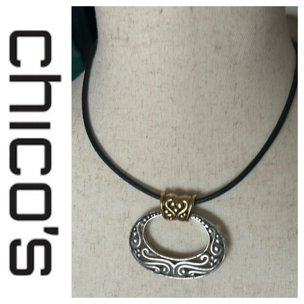 CHICOS Open Circle Pendant Necklace